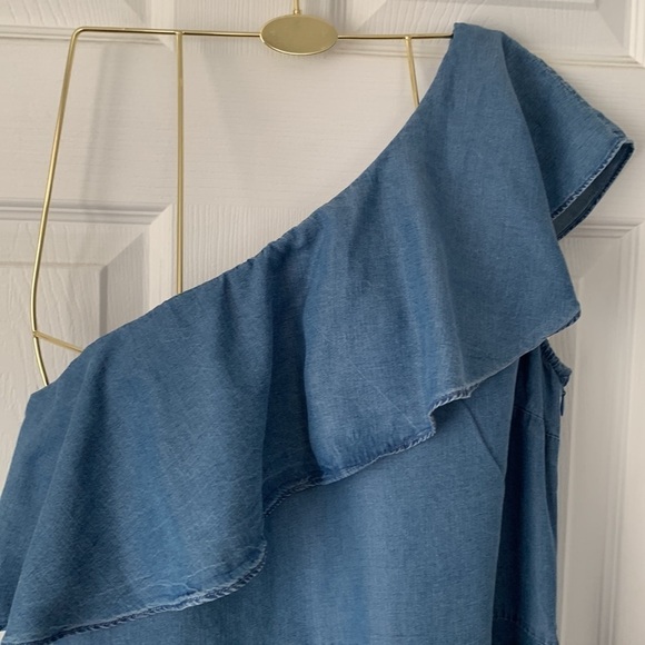 HIGHLINE Collection Ruffled Blue Blouse Size M #058 - Picture 2 of 8